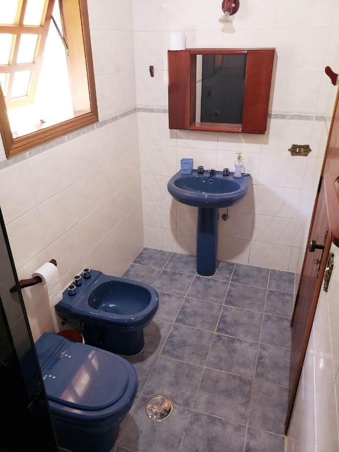 Chale Belga Em Condominio - 1,2 Km Do Centro Turistico Capivari Кампус-ду-Жордау Экстерьер фото